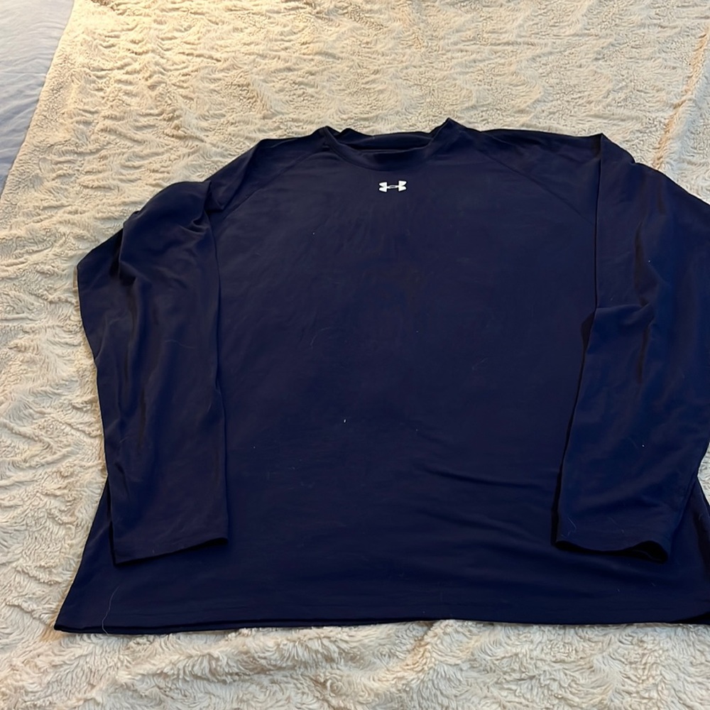 Navy Under Armour Long Sleeve Shirt Size Large